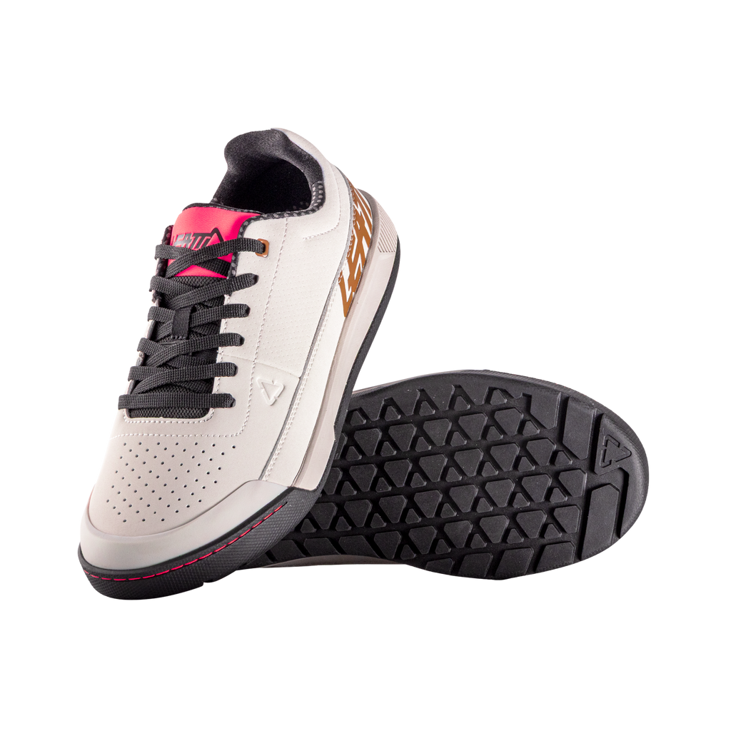 Leatt_Shoe_2.